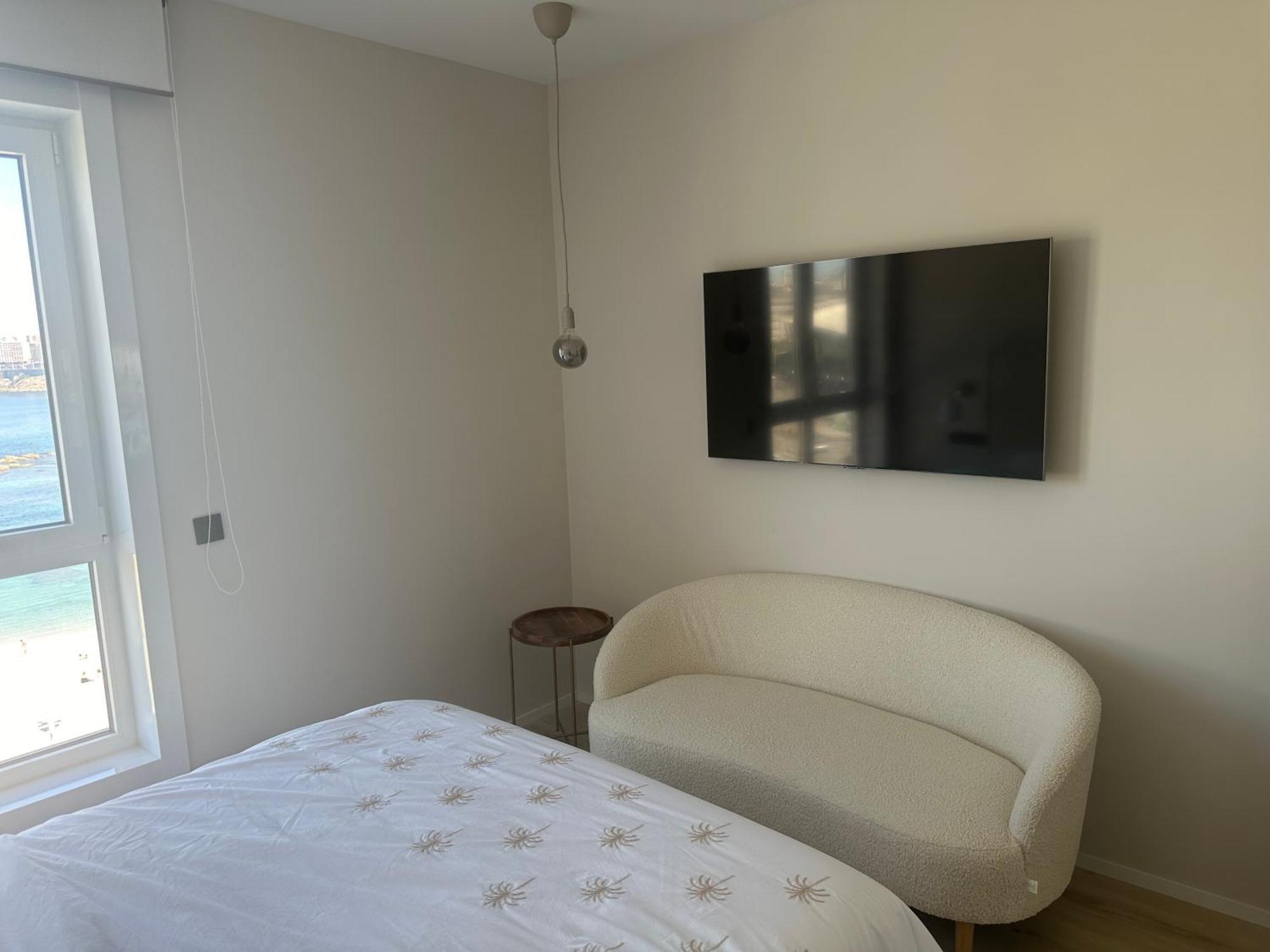Apartamento Piso Con Vistas A La Playa De Riazor A Coruña Exterior foto