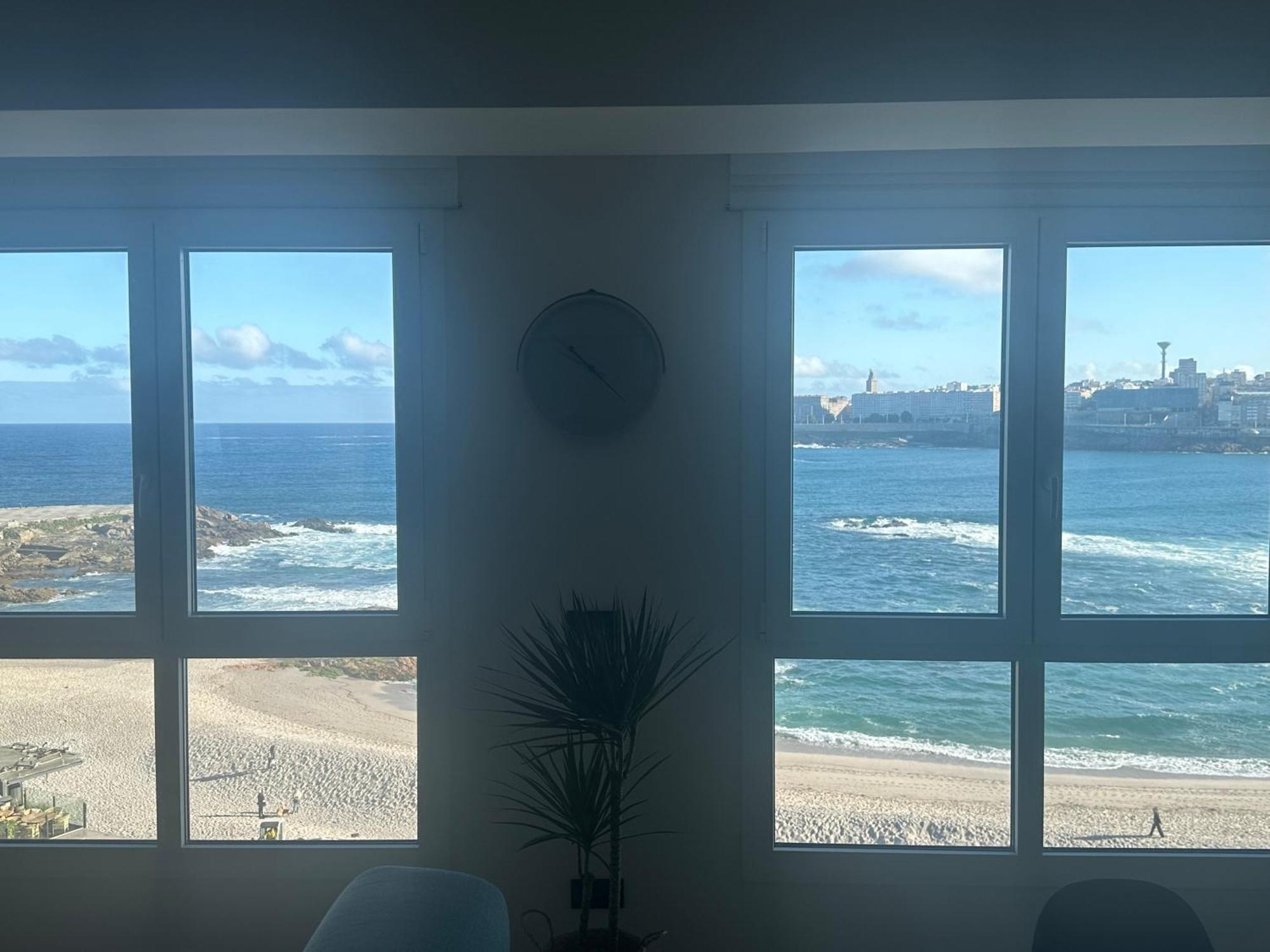 Apartamento Piso Con Vistas A La Playa De Riazor A Coruña Exterior foto